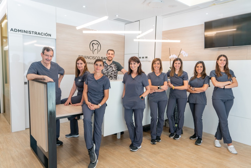 Equipo dental clínica Francisco Sada en Pamplona